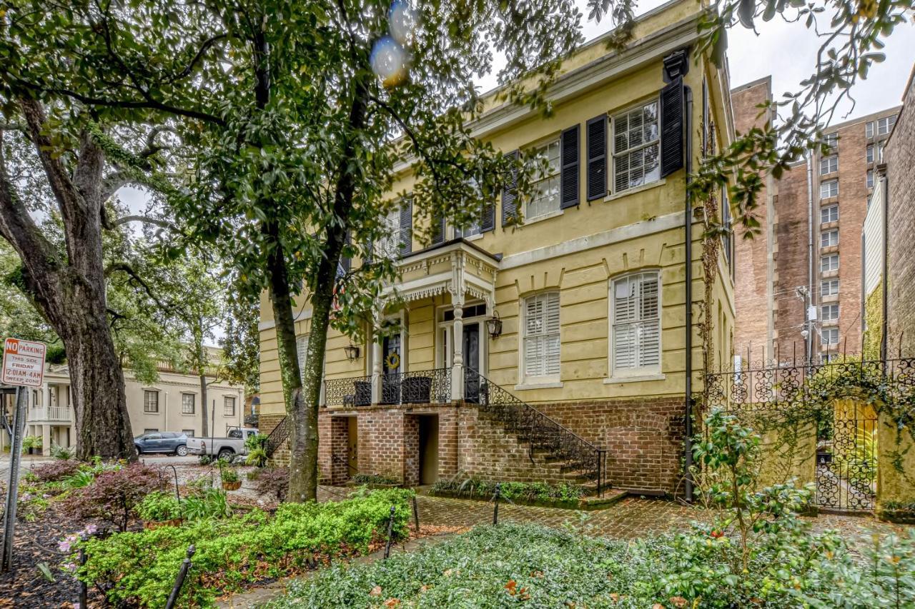 Villa Modern Garden On Jones Savannah Exterior foto